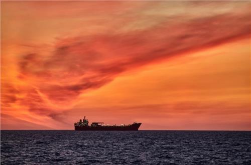 Red Sea attacks stall return of safe shipping routes